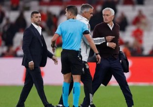 «Έξαλλος» ο Μουρίνιο πήρε στο… κυνήγι τον διαιτητή: «Το πέναλτι αυτό δεν δίνεται πουθενά στον κόσμο» (vid)