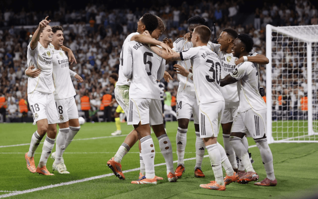 Ο πλουσιότερος άνθρωπος στον κόσμο για το 2024 έτοιμος να… μπει στη Ρεάλ Μαδρίτης (pic)