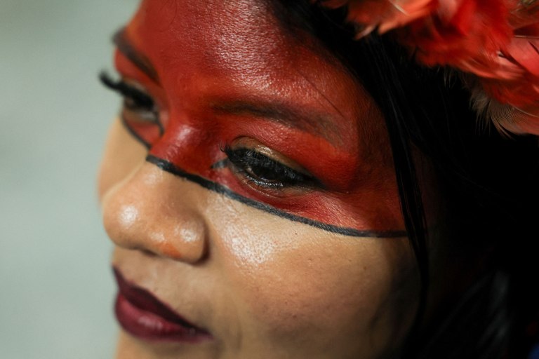 Πώς η διαμάχη για τον ορισμό του «φύλου» απειλεί να βαλτώσει τις συνομιλίες στη σύνοδο Cop30 για το κλίμα