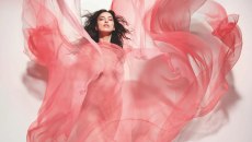 Pirelli 2026: Βένους Γουίλιαμς, Ιρίνα Σάικ, Τίλντα Σουίντον, Εύα Χερτζίκοβα και άλλα θαύματα της φύσης στο ημερολόγιο-μανιφέστο 