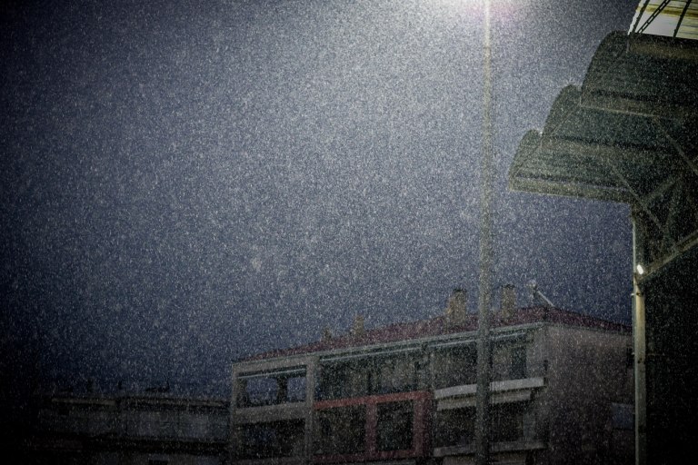 Σφοδρή κακοκαιρία στην Ήπειρο – Κεραυνός έπεσε σε σπίτι στα Ιωάννινα