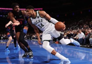Επέστρεψε «καυτός» ο Αντετοκούνμπο, αλλά αποκλείστηκαν από τους Νικς οι Μπακς στο NBA Cup (118-109)