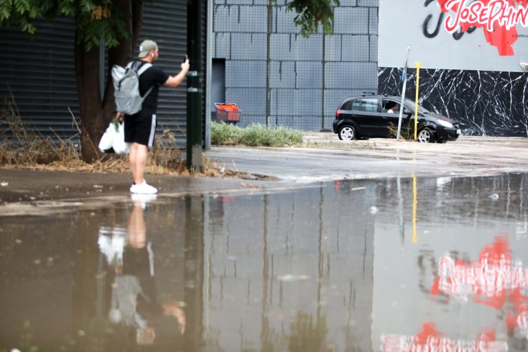 Πλημμύρες: Αυτές είναι οι περιοχές του Λεκανοπεδίου που δημιουργούνται προβλήματα όταν βρέχει