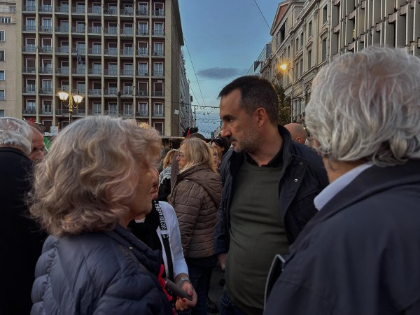 Χαρίτσης: Σήμερα που ο φασισμός επελαύνει, το μήνυμα του Πολυτεχνείου είναι ανατριχιαστικά επίκαιρο