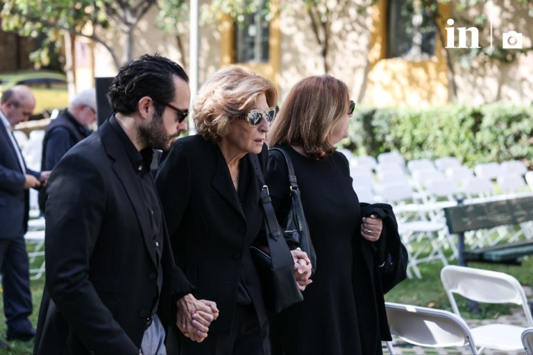 Κηδεία Φλαμπουράρη: Το συγκινητικό μήνυμα της συζύγου του