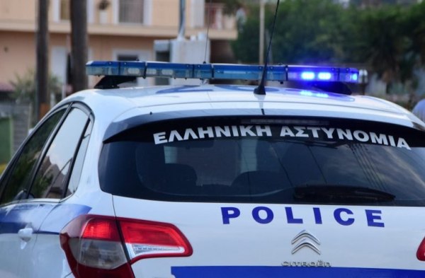 Πάτρα: Ένας 23χρονος διέφυγε από την Ψυχιατρική του Ρίου και ταμπουρώθηκε στο σπίτι του κρατώντας μαχαίρι