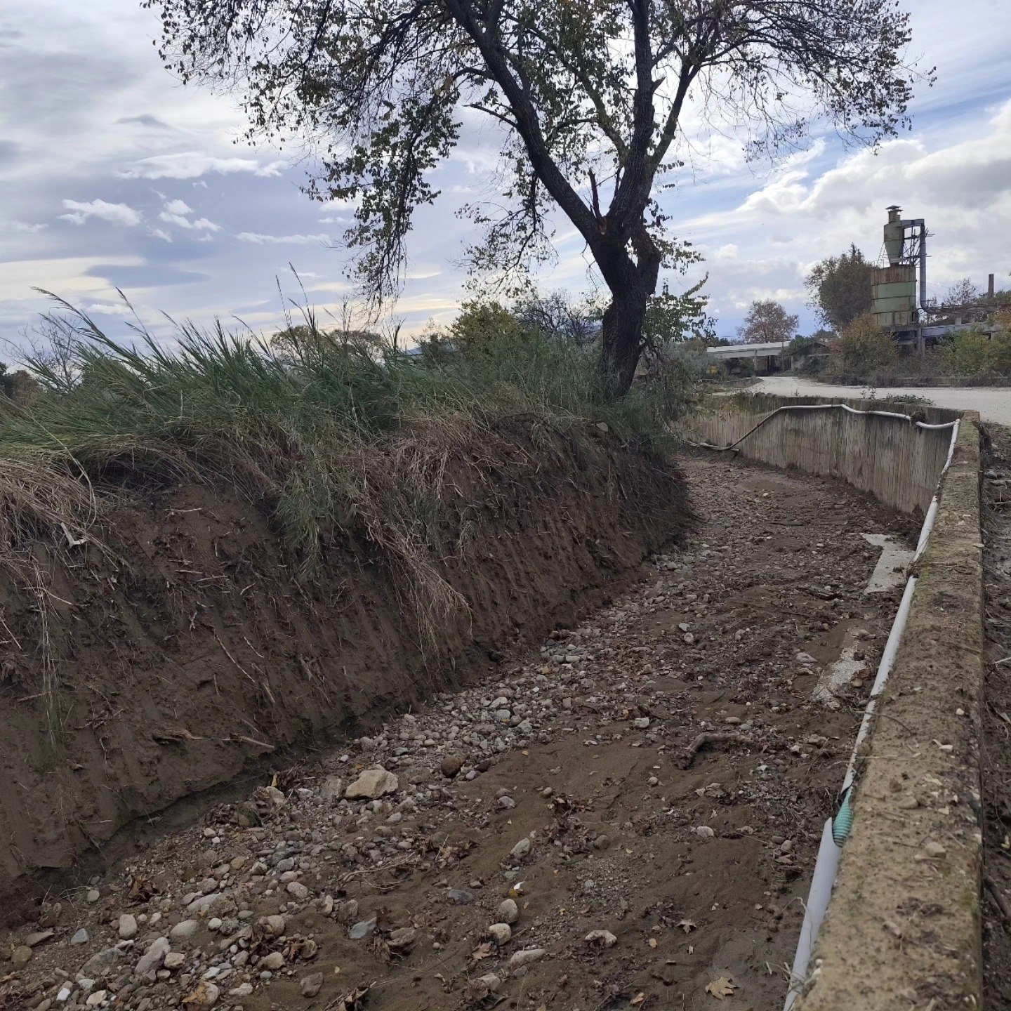 Αντιπλημμυρική προστασία στην Καλαμπάκα