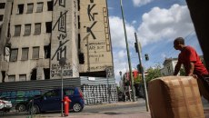 «Γιατί είναι τόσο μεγάλο πρόβλημα να μένουν στη χώρα άνθρωποι που δεν έχουν καταγωγή από εδώ;»