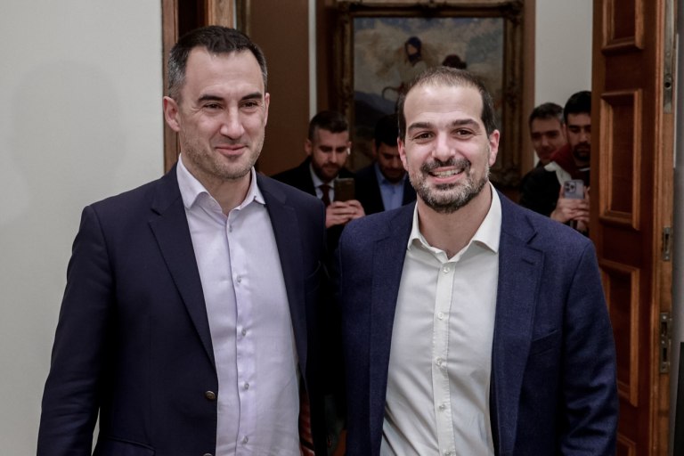 Αγεφύρωτο το χάσμα στη Νέα Αριστερά για τις συνεργασίες - Απάντηση Σακελλαρίδη σε Χαρίτση: «Όχι» σε θολά πολιτικά σχήματα