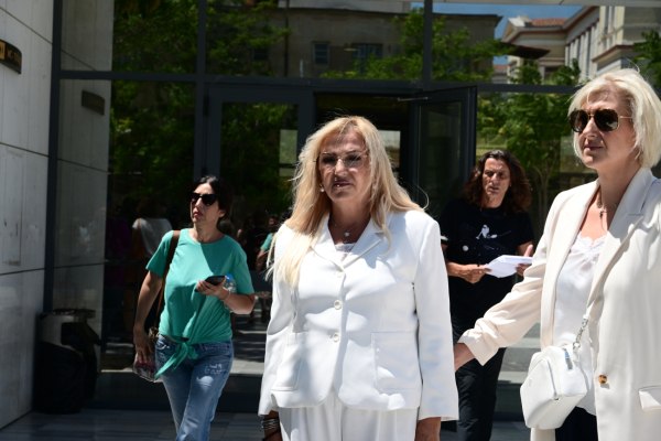 Γιάννης Λάλας: «Ο θάνατος με θάνατο δεν λύνεται» – Συγκλονίζει η σύζυγος του Γιώργου Καραϊβάζ