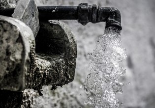 Λειψυδρία: 10+1 τρόποι να μην σπαταλάμε το νερό – Οδηγίες από την ΕΥΔΑΠ