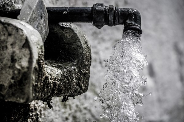 Λειψυδρία: 10+1 τρόποι να μην σπαταλάμε το νερό – Οδηγίες από την ΕΥΔΑΠ