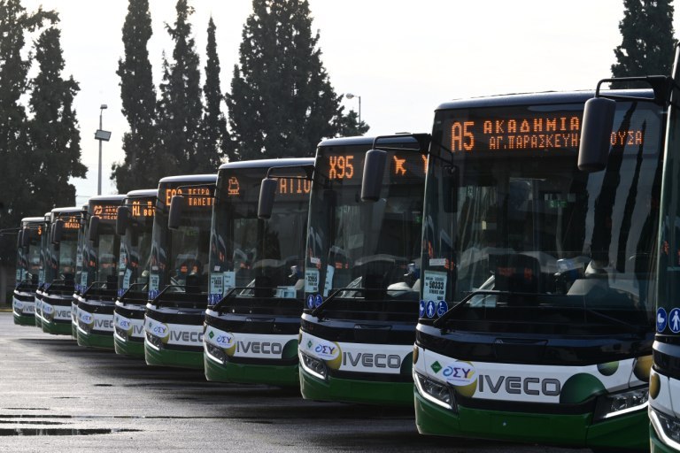 Πόσο χρόνο χάνουμε στις στάσεις περιμένοντας για το λεωφορείο