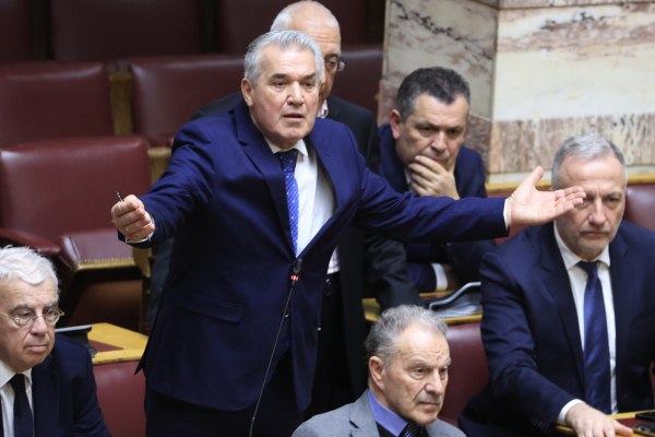 Προκλητικός Κυριαζίδης: Δεν του φτάνουν τα 5.000 ευρώ το μήνα