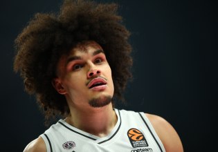 Σημαντική απώλεια για την Παρί: Χωρίς Ίφι κόντρα στον Ολυμπιακό