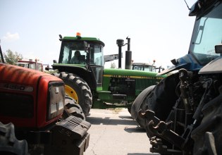 Από τη Θεσσαλία τα πρώτα μπλόκα την Κυριακή – Αντιδρούν στην κυβερνητική πολιτική οι αγρότες