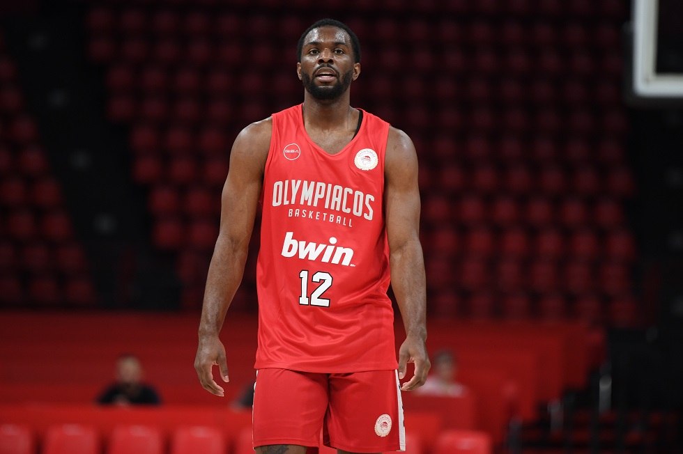 Για το απόλυτο με Κίναν Έβανς ο Ολυμπιακός κόντρα στην Καρδίτσα