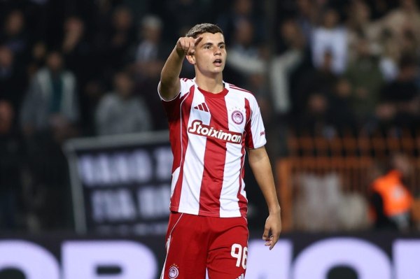 Ολυμπιακός σε Μουζακίτη: «Είμαστε πολύ περήφανοι για εσένα» (vid)