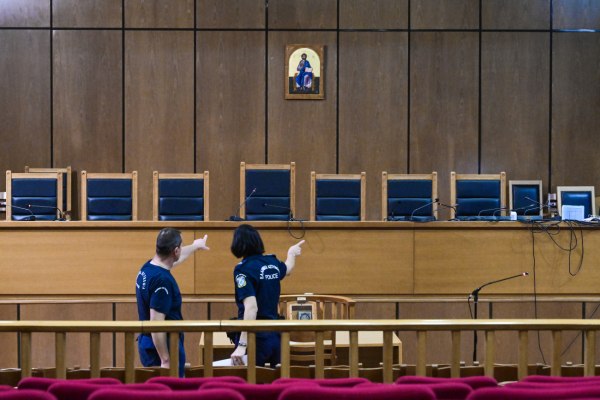 Τσουβάλας: Μου ήταν άγνωστοι οι εκπρόσωποι της Krikel – Ο ρόλος του Γιάννη Λαβράνου και η αστυνομική προστασία