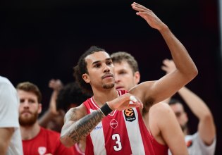 Ολυμπιακός: Πρόβλημα με Γουόρντ ενόψει Παρί – Επέστρεψε στις προπονήσεις ο Νιλικίνα