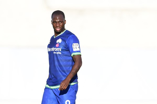 Ο Γιοβάνοβιτς κάλεσε τον Τεττέι αντί του Ιωαννίδη στην Εθνική ομάδα (pic)