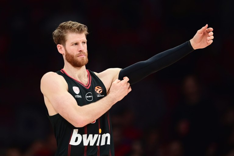 Ο Γουόκαπ για τον Σλούκα: «Φυσικά και θέλουμε να τον κερδίσουμε, αλλά…»