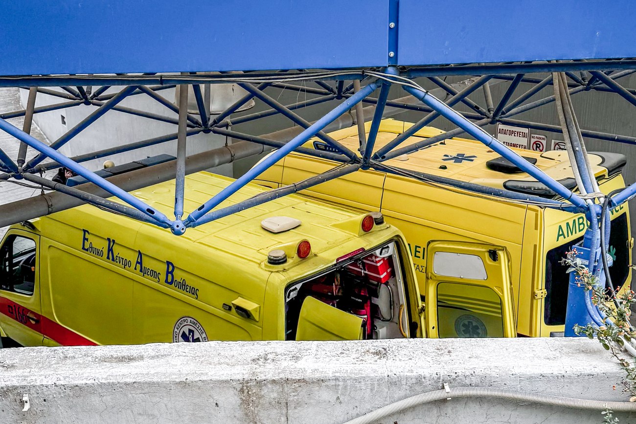 Μια έκρηξη σε οικοδομή προκάλεσε το μακελειό στα Βορίζια – Πάνω από 2.000 σφαίρες έπεσαν - Κλείνουν σχολεία - Πανικός στα νοσοκομεία