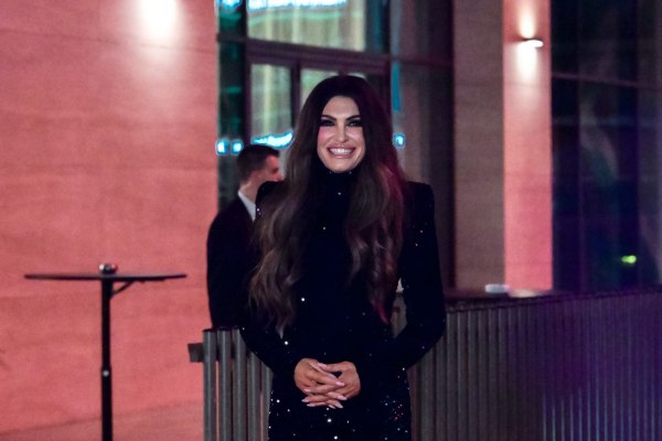 Κίμπερλι Γκίλφοϊλ: Χαιρετισμός στα ελληνικά στην πρώτη της ανάρτηση στο Χ μετά την άφιξή της