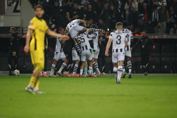 ΠΑΟΚ – Γιουνγκ Μπόις 4-0: Περίπατος με τεσσάρα για τον «δικέφαλο» του Βορρά