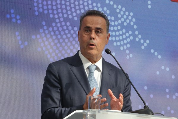 Η Ελλάδα κύρια πύλη εισόδου του αμερικανικού φυσικού αερίου, λέει ο Παπασταύρου