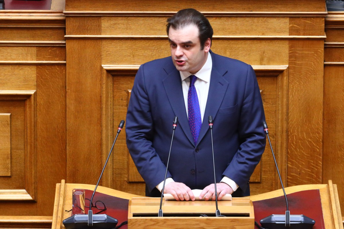 «Ναι» Πιερρακάκη σε δασμούς στα δέματα χαμηλής αξίας που έρχονται εκτός Ευρωπαϊκής Ένωσης