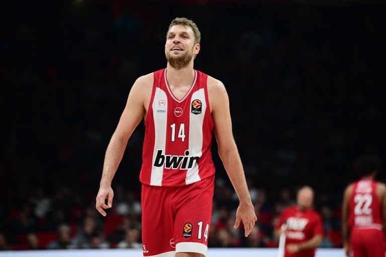 LIVE: Ολυμπιακός - Καρδίτσα