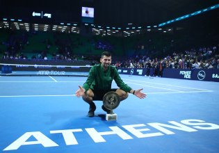 Επική ανατροπή, τίτλος και αποθέωση για τον Τζόκοβιτς (2-1, vid)