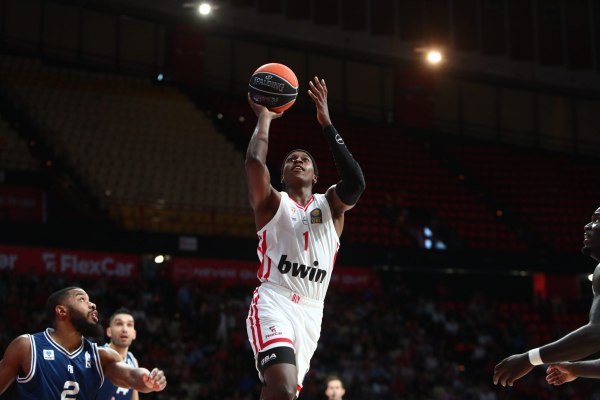 Δεν παίζει με τη Ζαλγκίρις ο Νιλικίνα – Χωρίς Γκος οι Λιθουανοί