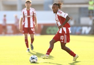 Ο Ζέλσον νίκησε τον Σιπιόνι στο… challenge της ΠΑΕ Ολυμπιακός (vid)