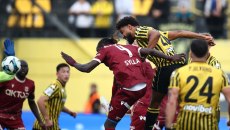 Άρης – Αστέρας Τρίπολης 0-0: Τρία δοκάρια οι Αρκάδες, με δέκα παίκτες από το 25′ οι «κίτρινοι»