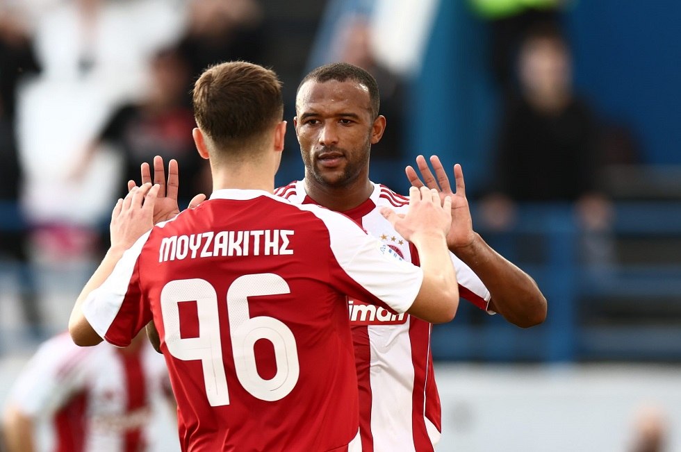 Με απουσίες στο Αγρίνιο ο Ολυμπιακός, με στόχο να παραμείνει στην κορυφή