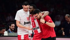 Ολυμπιακός: Χειρουργήθηκε στις ΗΠΑ ο Έβανς