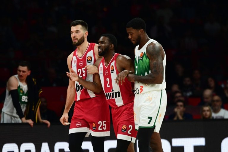 Τι είπε ο γιατρός που έχει χειρουργήσει δύο φορές τον Κίναν Έβανς: «Έτσι θα επιστρέψει στη δράση…»