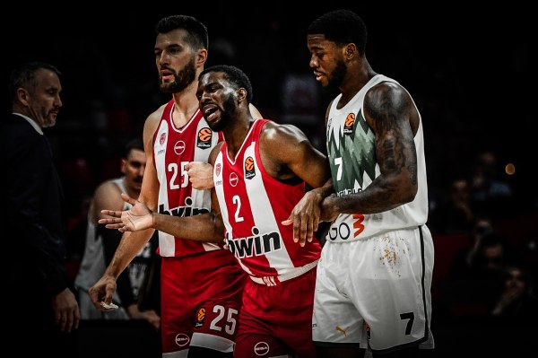 Ο Γολγοθάς των 34 μηνών: Το χρονικό των τραυματισμών του Κίναν Έβανς (vids)