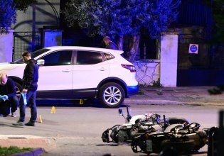 Άγιος Δημήτριος: Βίντεο – ντοκουμέντο από τη στιγμή που διαρρήκτες εμβολίζουν μηχανές της ΔΙΑΣ