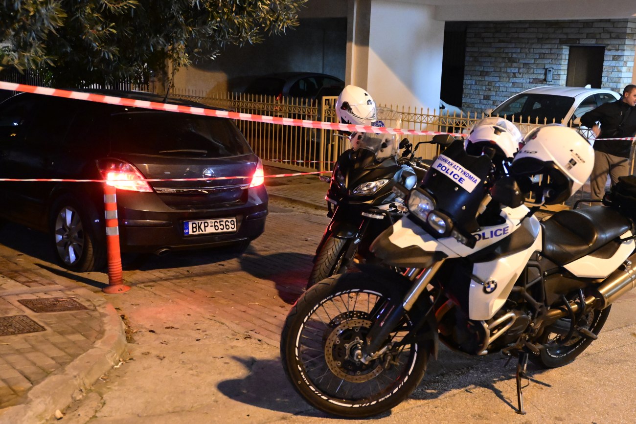 «Όλες οι ντουλάπες είναι έξω» – Νέα στοιχεία για τη διάρρηξη στον Αγ. Δημήτριο, αναζητούνται οι δράστες