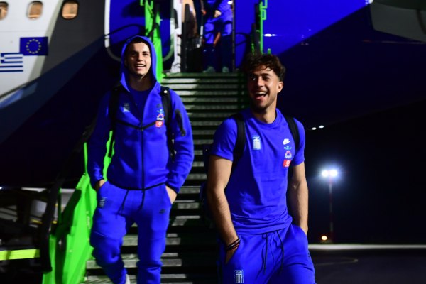 Στην Ουγγαρία η αποστολή της Εθνικής (pics, vids)