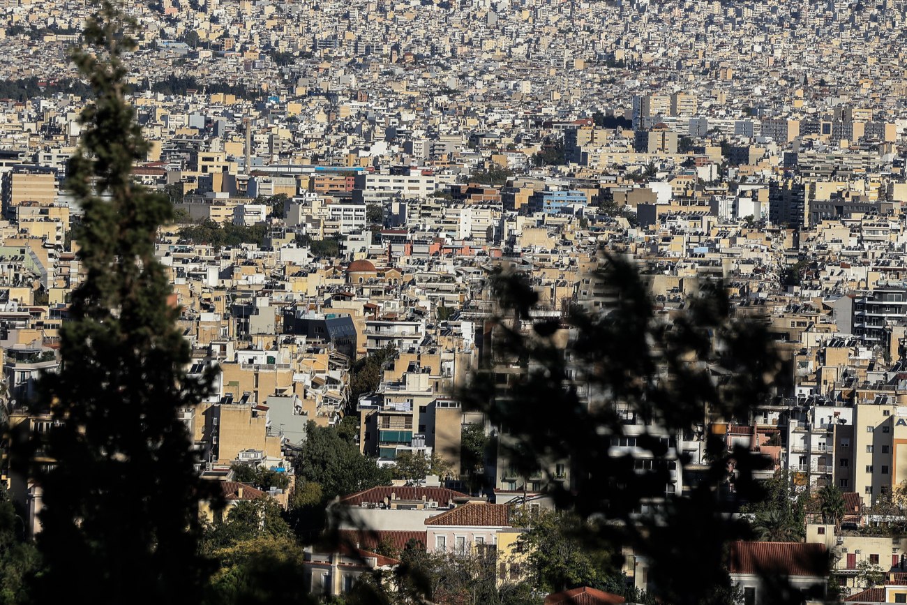 Πώς θα αυξηθεί η προσφορά στα ακίνητα – Οι λύσεις για τη στεγαστική κρίση