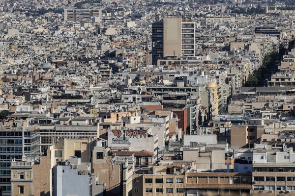 Ακίνητα: Ποιοι πρέπει να υποβάλλουν νέα δήλωση Ε9 στην εφορία