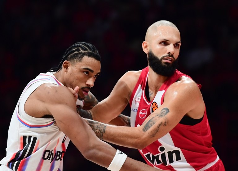 LIVE: Ολυμπιακός – Παρί