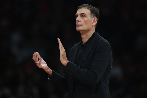 Μακροβιότερος προπονητής στην Ευρωλίγκα ο Μπαρτζώκας