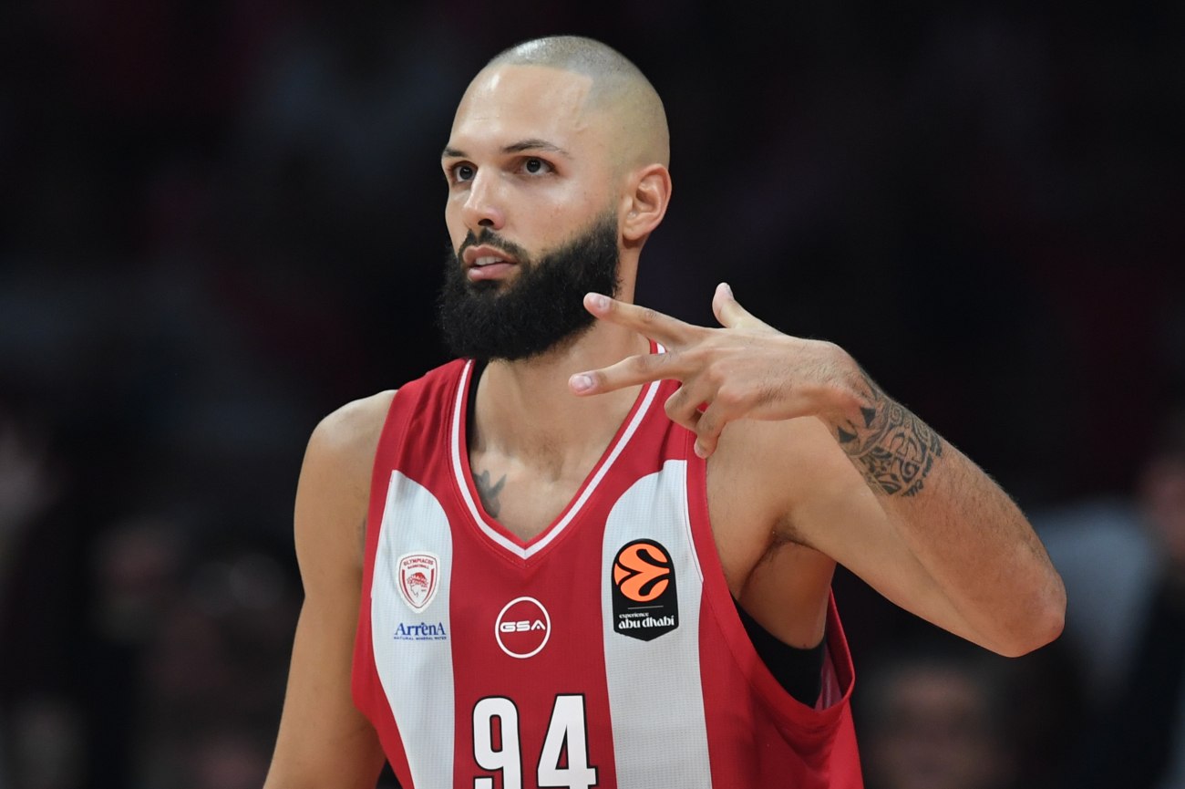 Το season-high του Φουρνιέ, η «αγαπημένη» Παρί και η ατάκα για τους νέους ρόλους στον Ολυμπιακό (pics, vids)