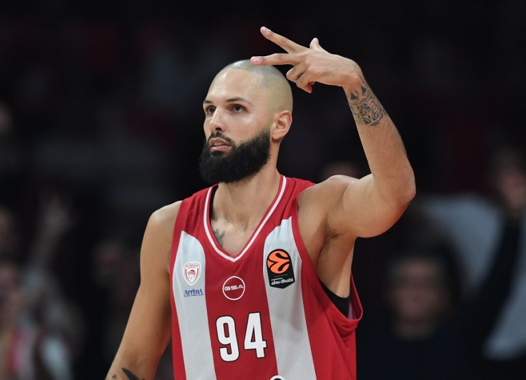 Ολυμπιακός – Παρί 98-86: Ο Φουρνιέ είναι εδώ!