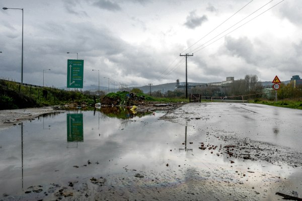 Καιρός: Πού θα χτυπήσει με σφοδρότητα η κακοκαιρία Adel – Κόκκινη προειδοποίηση από την ΕΜΥ [Live χάρτης]